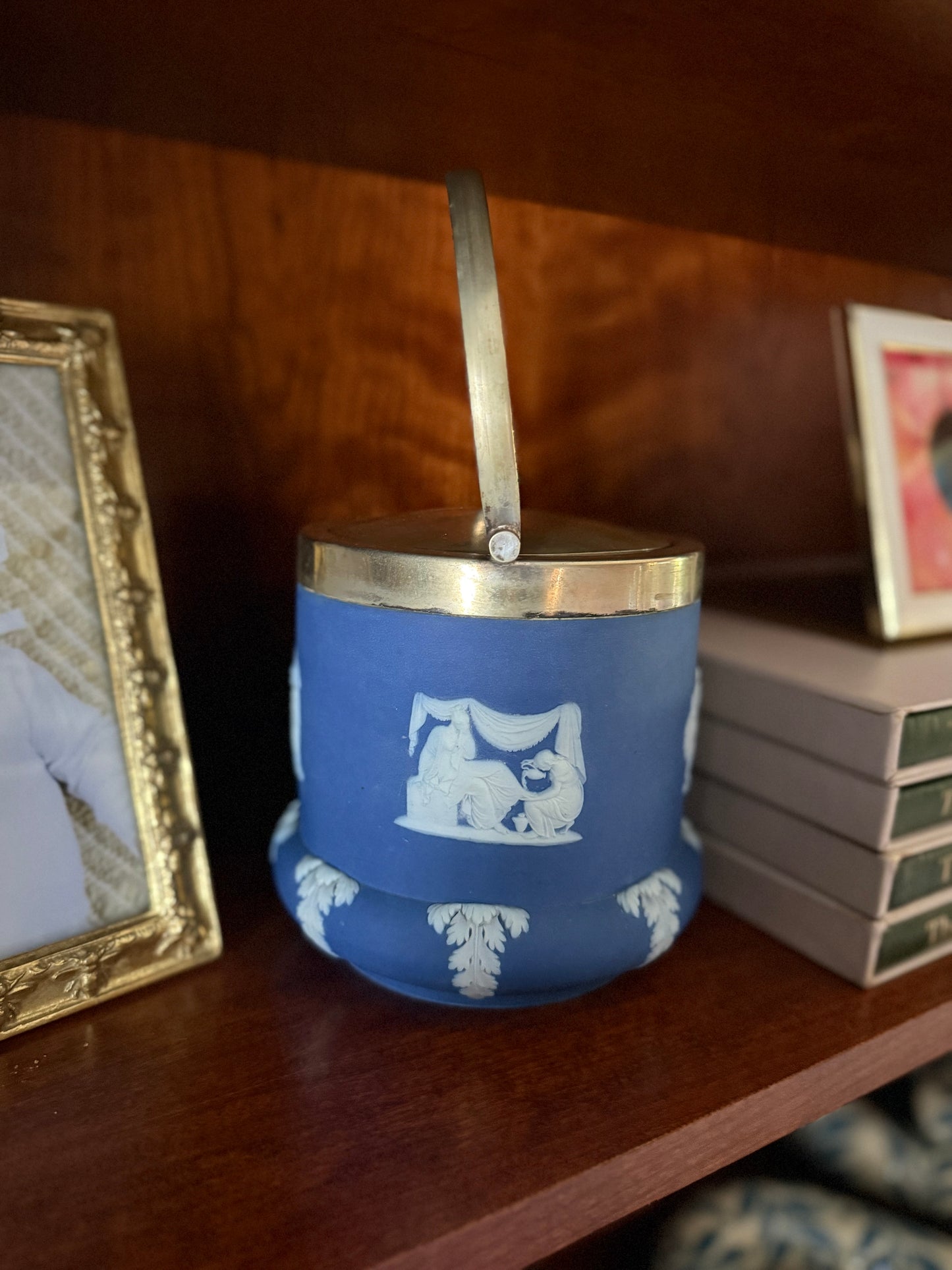 Antique Wedgwood Jasperware royal blue dipped biscuit barrel